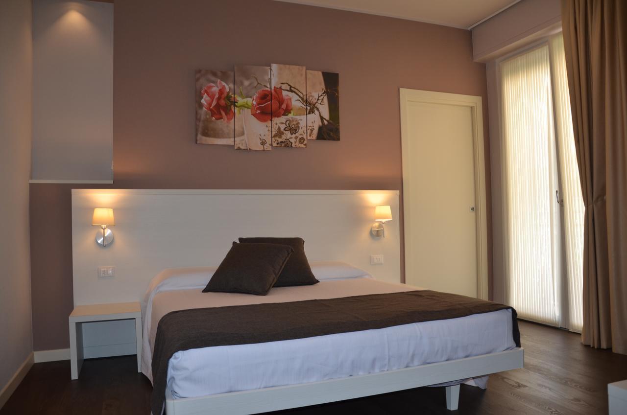 H2O Bed & Breakfast ซีร์มิโอเน ภายนอก รูปภาพ