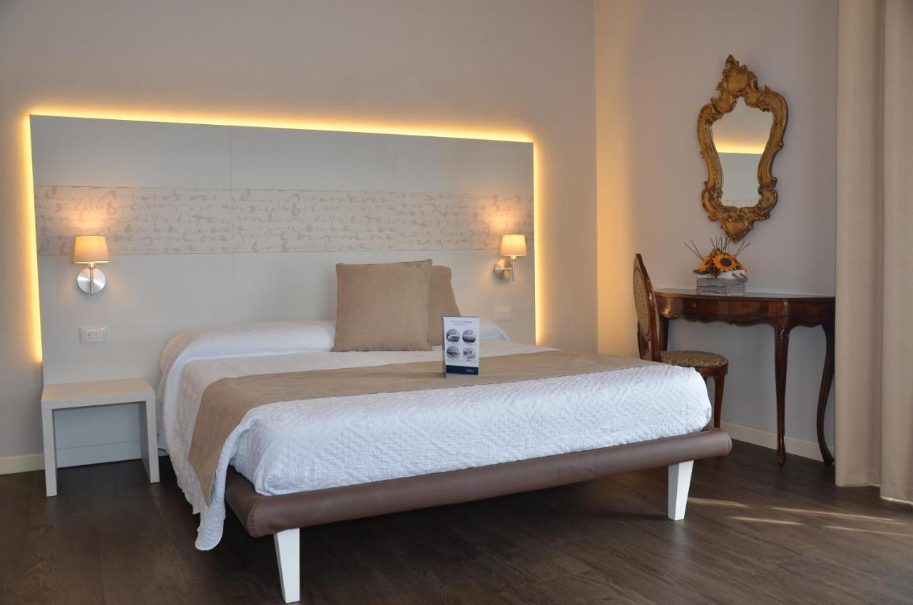 H2O Bed & Breakfast ซีร์มิโอเน ภายนอก รูปภาพ